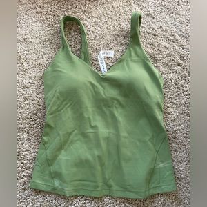Lululemon workout tank